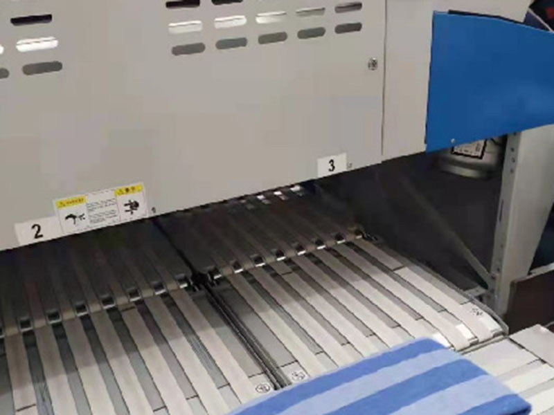 常州巾类折叠机-01